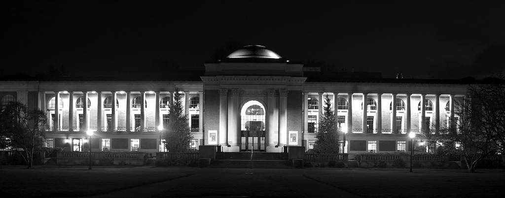 Picture of the Memorial Union at night